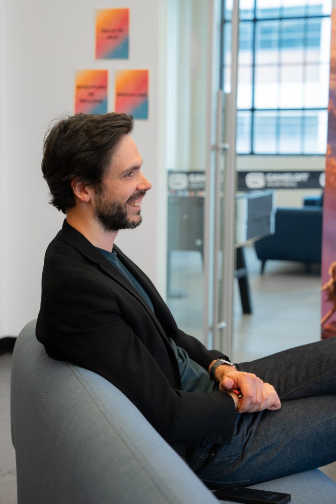 photo de l'inauguration des nouveaux locaux de gameloft et inauguration des nouveaux locaux