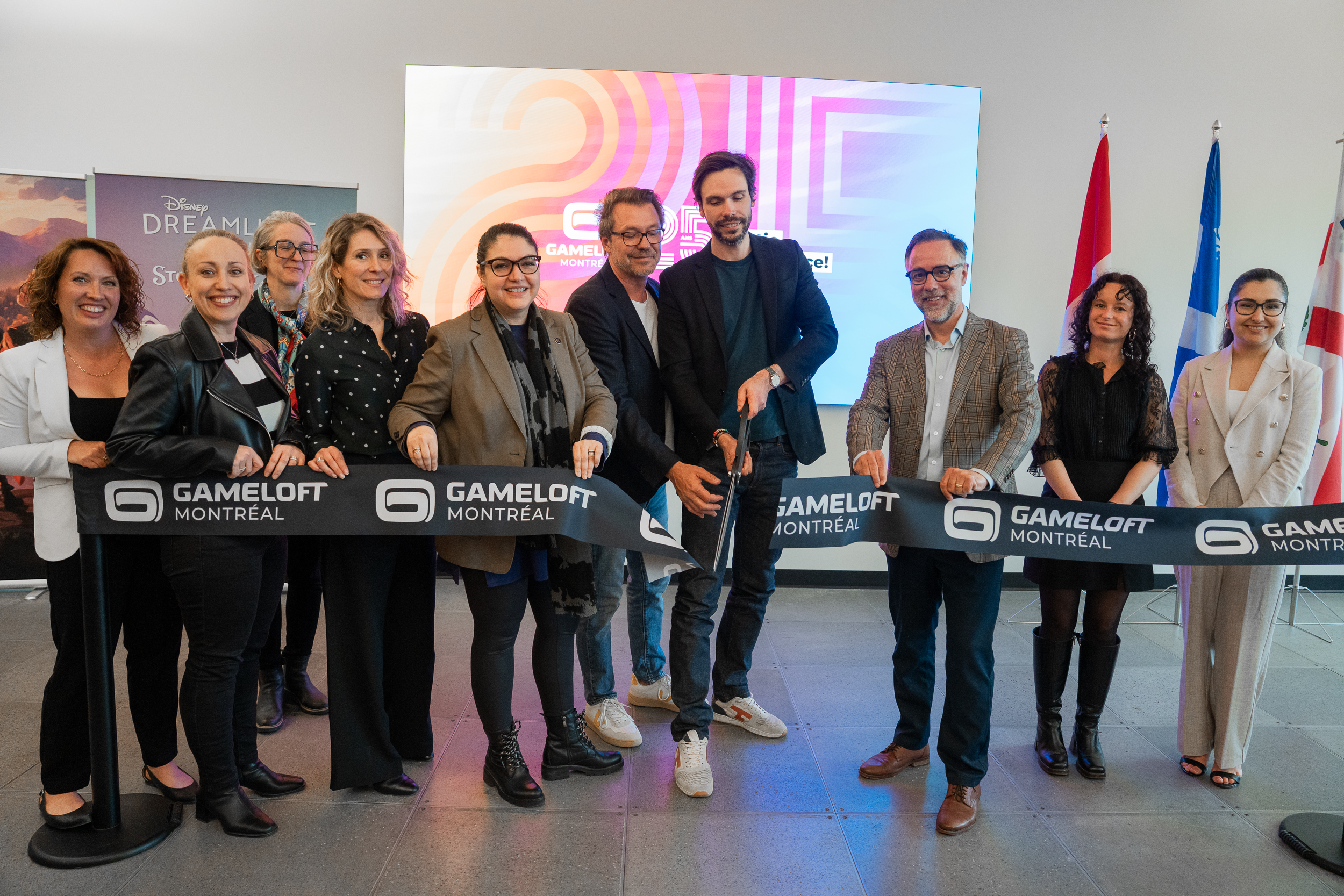 Gameloft Montréal inaugure ses nouveaux locaux et souffle 25 bougies